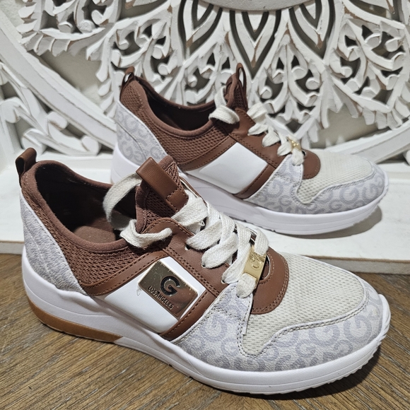 Guess Brown & White Sneakers W/Logo Womans 6.5 - Picture 2 of 6